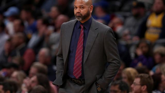  活塞解雇主帅凯西，助理教练临时接任引质疑  