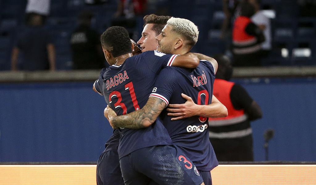  里昂客场逆转图卢兹，领跑积分榜  