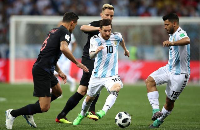  阿根廷外援双响炮助昂热闷平强敌  